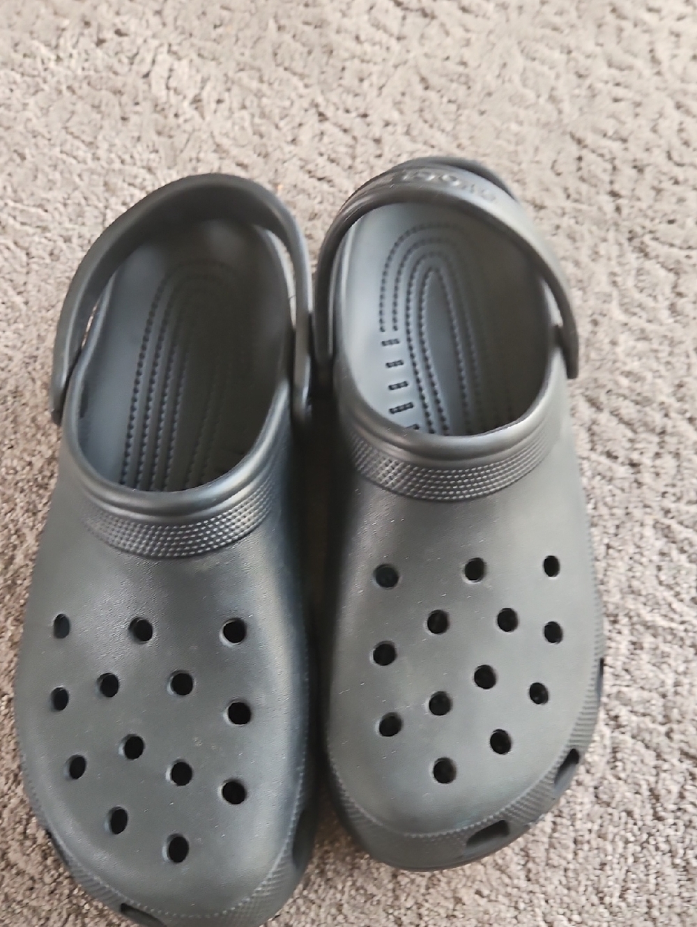 CROCS Classic Clog in Black